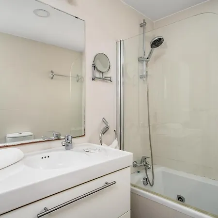 Seaview Penthouse By Costarentals - Ref 112